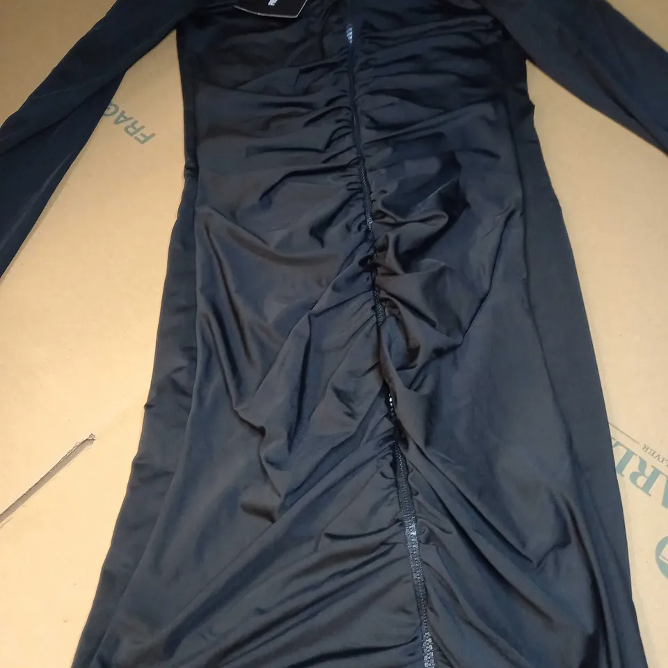 PLT BLACK SLINKY RUCHED ZIP THROUGH BODYCON DRESS - SIZE 8