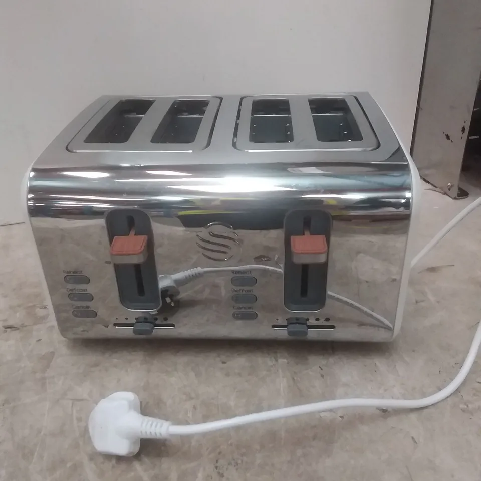 SWAN ST14620WHTN 4 SLICE NORDIC TOASTER