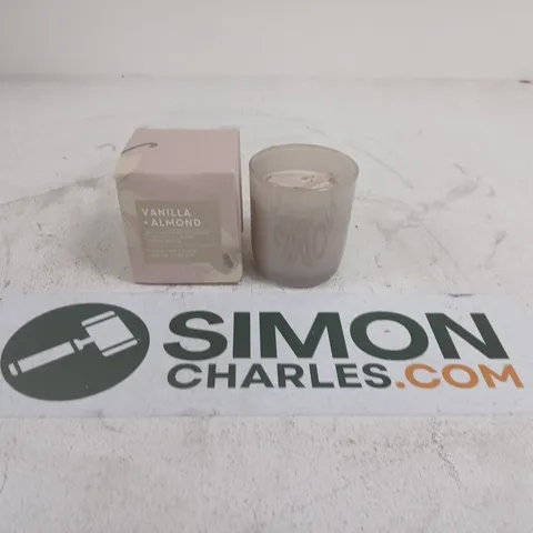 VANILLA + ALMOND FRAGRANCED CANDLE IN FROSTED GLASS JAR – BOXED