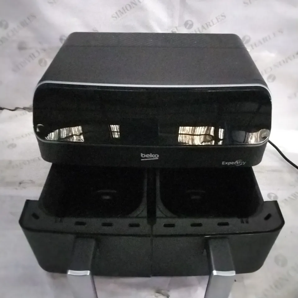 BOXED BEKO DUAL ZONE 8.5L HOT AIR FRYER 
