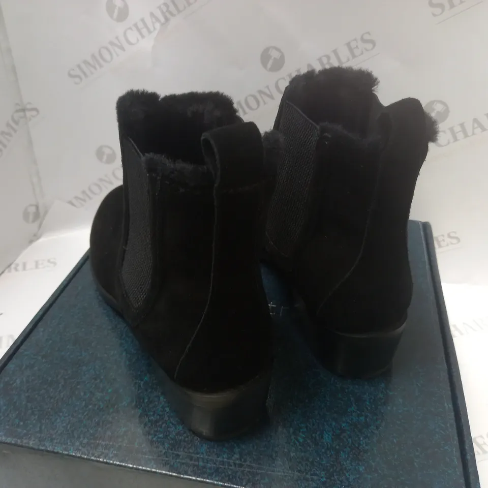 BOXED ELLIN SUEDE BLACK ANKLE BOOTS - SIZE 10