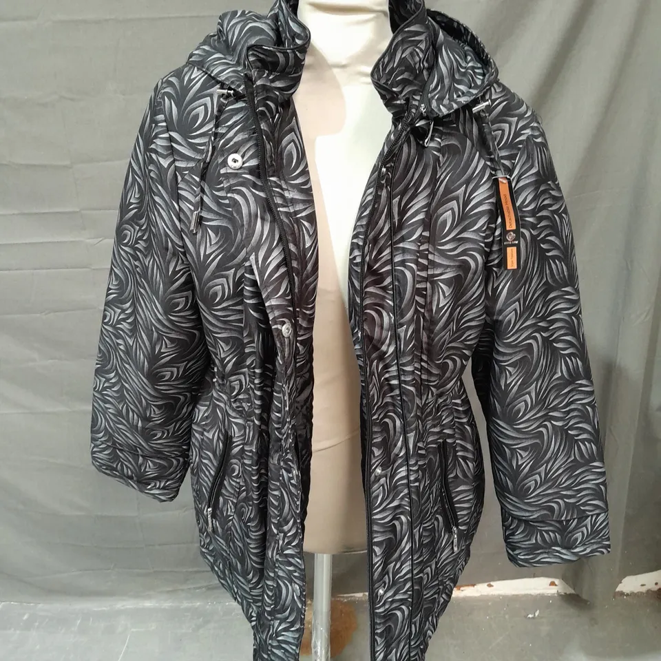 ANNA ROSE BLACK PADDED JACKET - LARGE