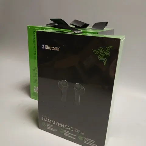 LOT OF 5 SEALED BOXED RAZER HAMMERHEAD WIRELESS HEADPHONES IN BLACK AND GREEN