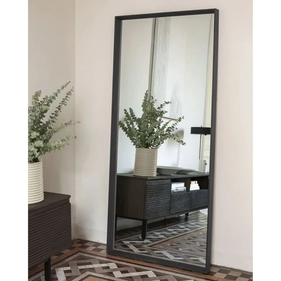 BOXED YVAINE FULL LENGTH MIRROR (1 BOX)