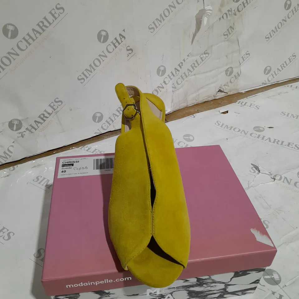 BOXED MODA IN PELLE CHRISSI YELLOW SUEDE HEELS SIZE 40 EU