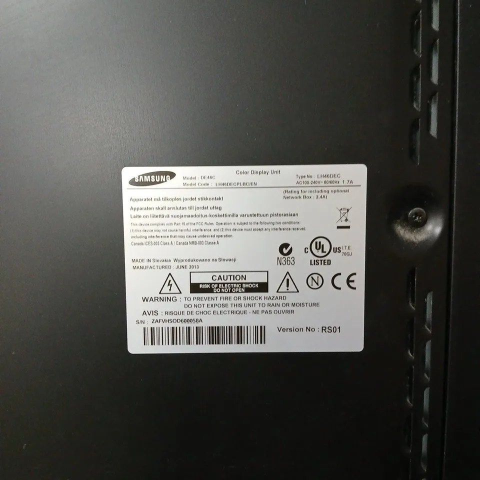 SAMSUNG 46-INCH LCD MONITOR – DISPLAY UNIT (NO CABLE CONNECTED) BOXED NO ACCESSORIES/POWER SUPPLY.