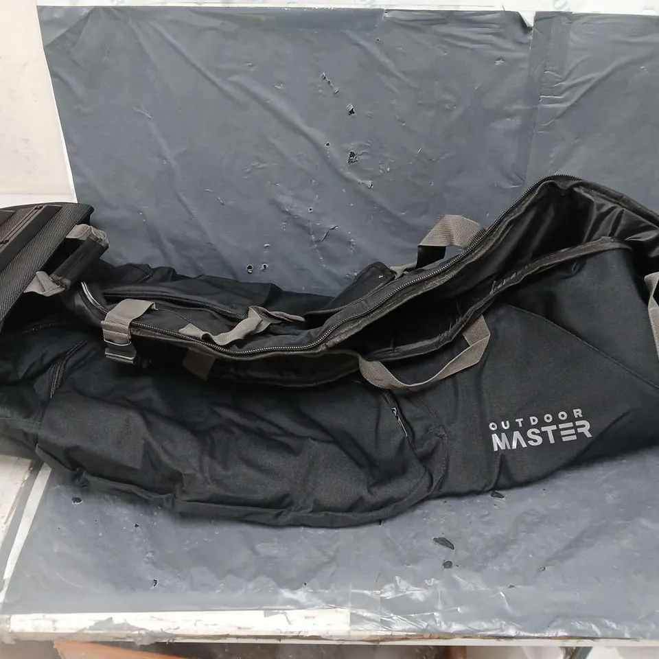 OUTDOOR MASTER LARGE BLACK DUFFEL BAG 