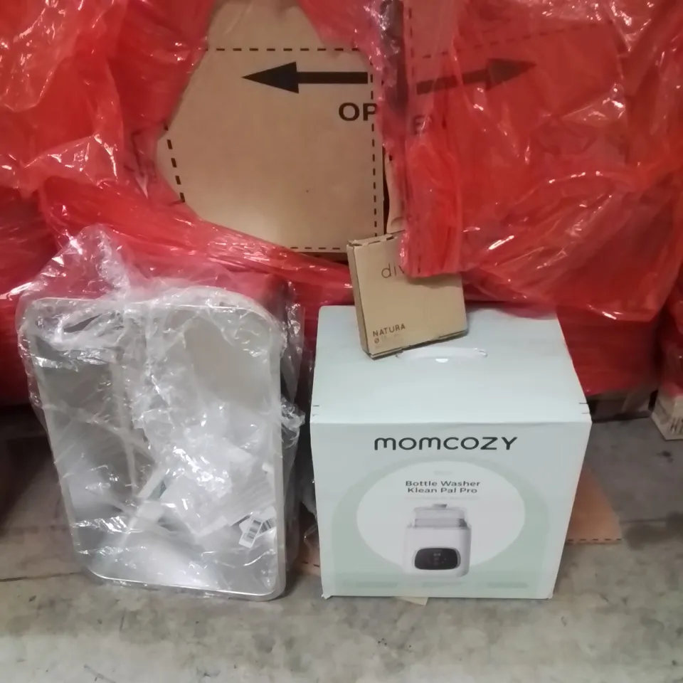 PALLET OF ASSORTED HOUSEHOLD GOODS AND PRODUCTS TO INCLUDE;PAN,BOTTLE WASHING MACHINE,CAT LITTER TRAY 