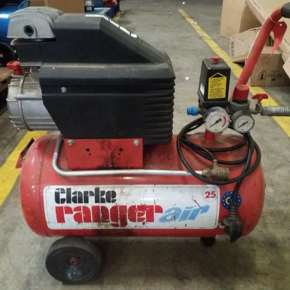 CLARKE RANGER 8/25 7CFM 24 LITRE 2HP AIR COMPRESSOR (230V)