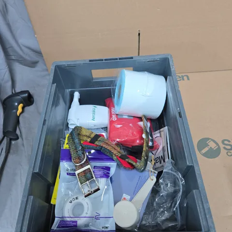 TOTE OF APPROXIMATELY 15 ASSORTED ITEMS TO INCLUDE: CREP FOAM MINI