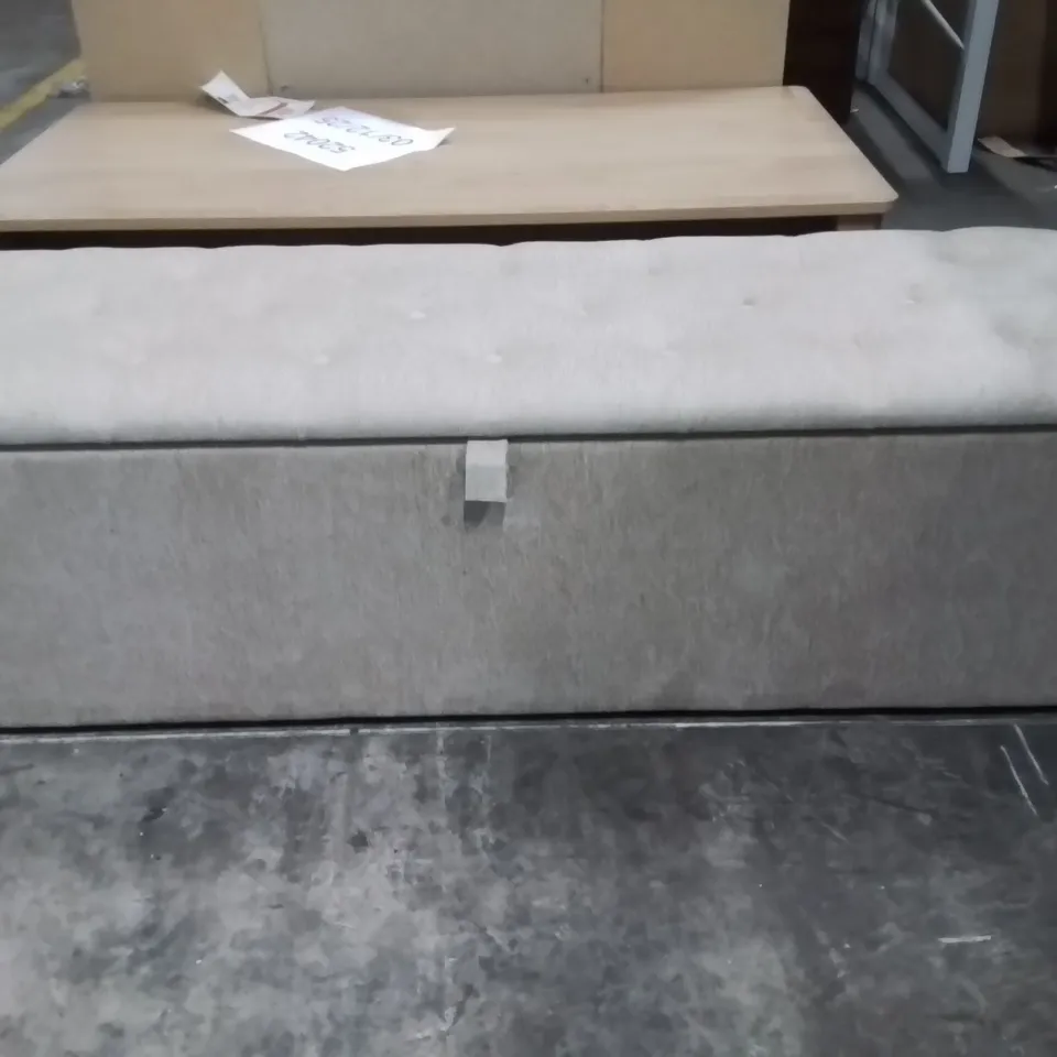 BRITAIN BLANKET BOX STORAGE 