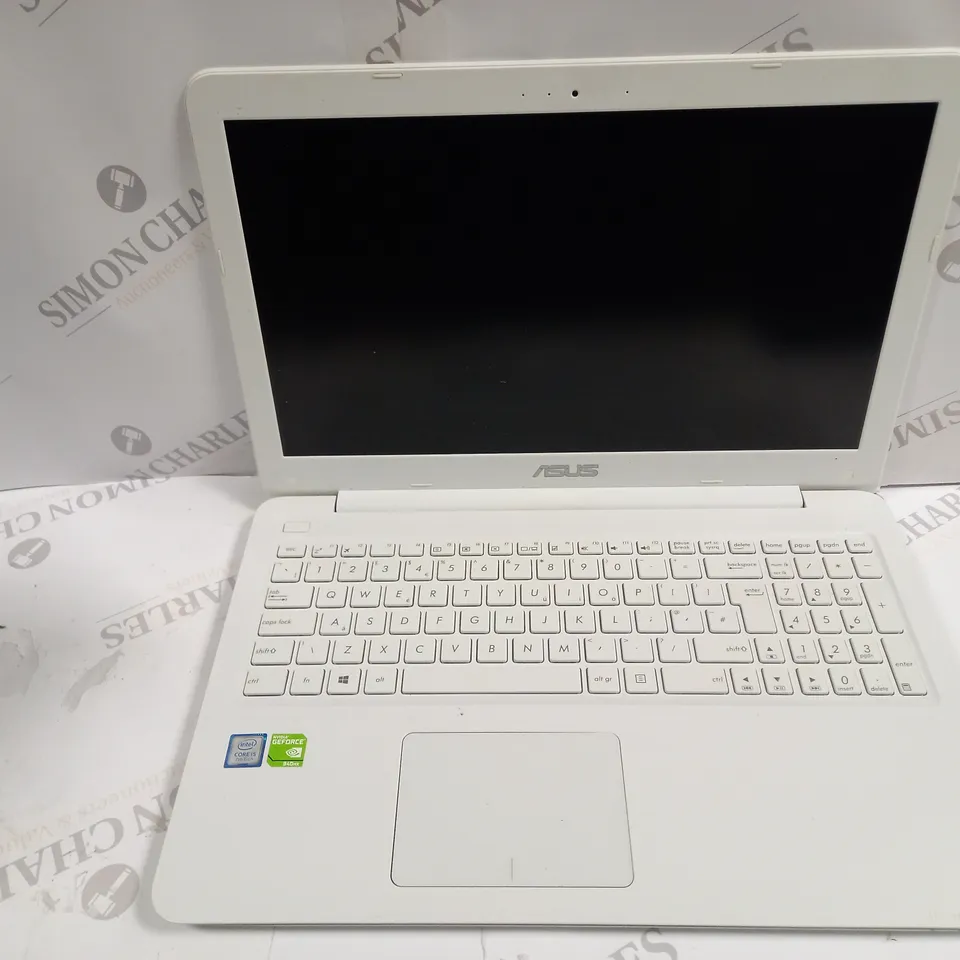 ASUS NOTEBOOK PC (A556U)