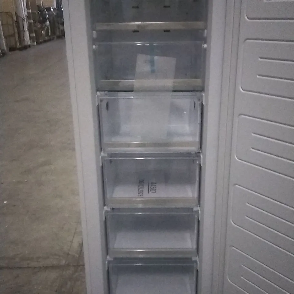 COMMERCIAL WHITE FREEZER 77.5CM X  53.5CM