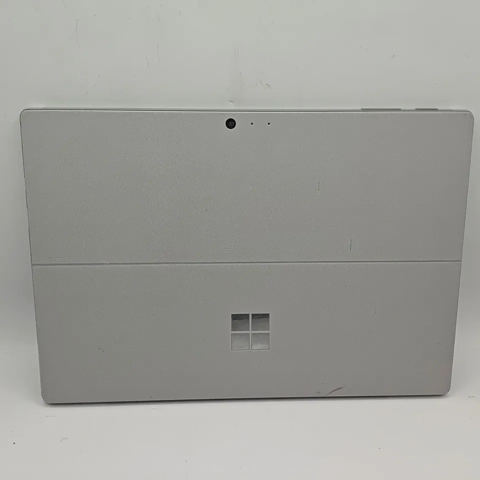 UNBOXED MICROSOFT SURFACE PRO 128GB TABLET PC IN SILVER - 1796
