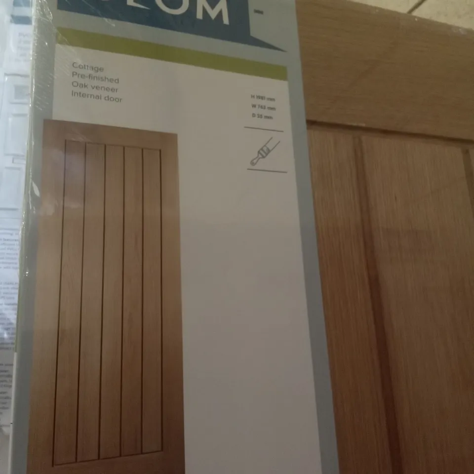 GEOM 1981 X 762MM COTTAGE PRE FINISHED OAK VENEER INTERNAL DOOR 