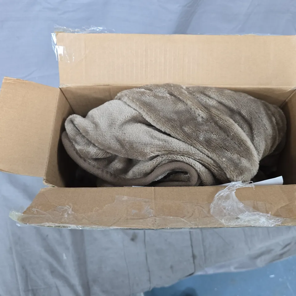 COZEE HOME VELVETSOFT HEATED WEARABLE BLANKET WITH 9 HEAT SETTINGS