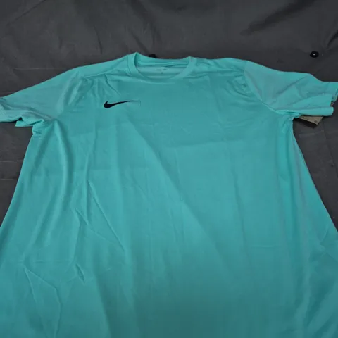 NIKE DRI-FIT SLIM FIT TEE – TURQUOISE, UK XL