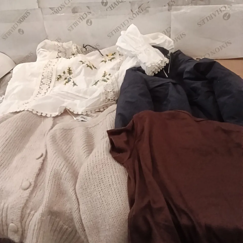 CAGE OF ASSORTED DESIGNER CLOTHING PIECES ( CAGE NOT INCLUDED )
