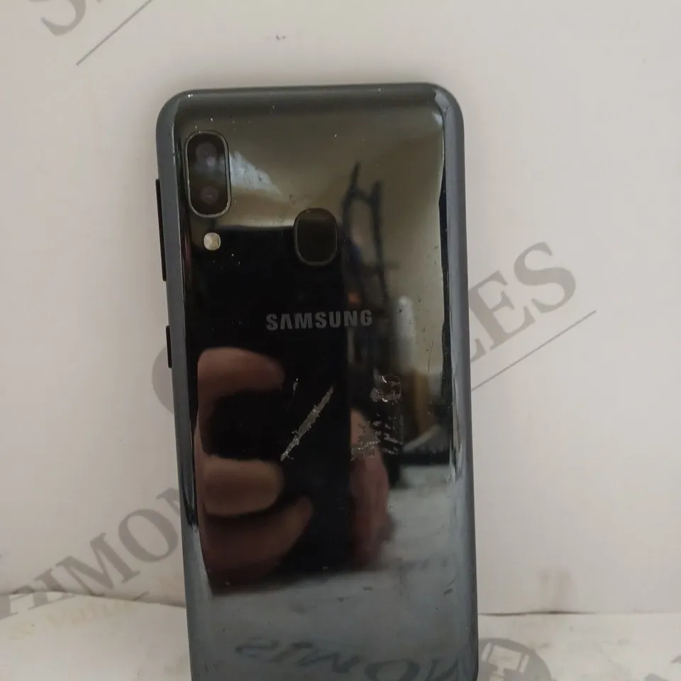 SAMSUNG GALAXY A20E MOBILE PHONE 