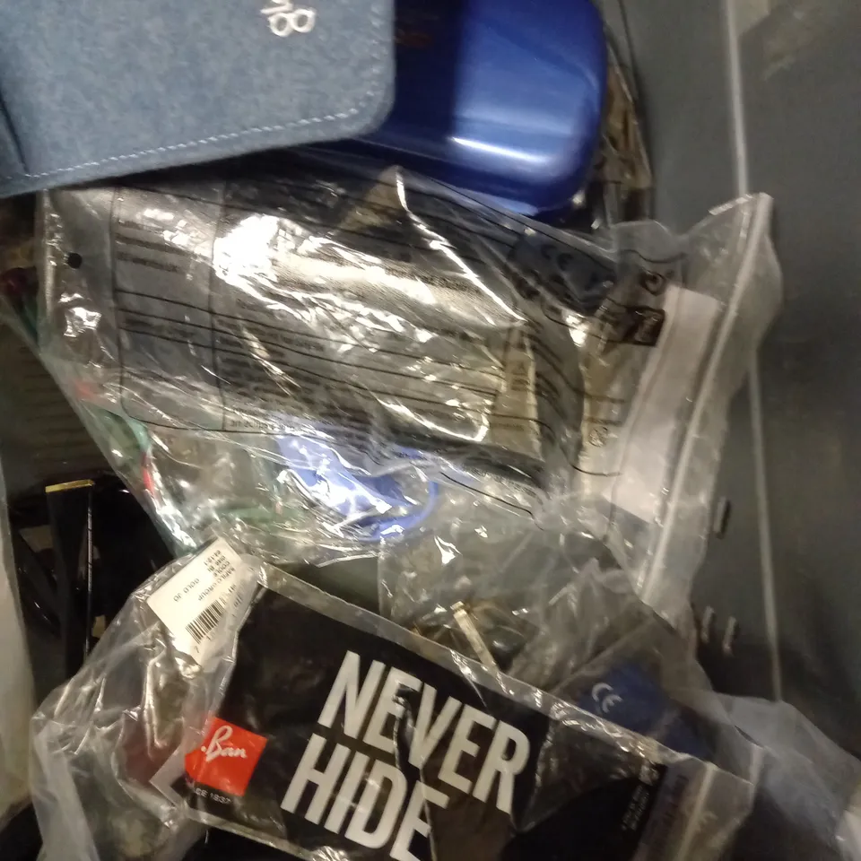 LOT OF APPROX 12 ASSORTED HOUSEHOLD ITEMS TO INCLUDE BLOOD GLUCOSE METER, BBC ONE FOOT IN THE GRAVE COLLECTION, PUMA GLASSES, ETC 