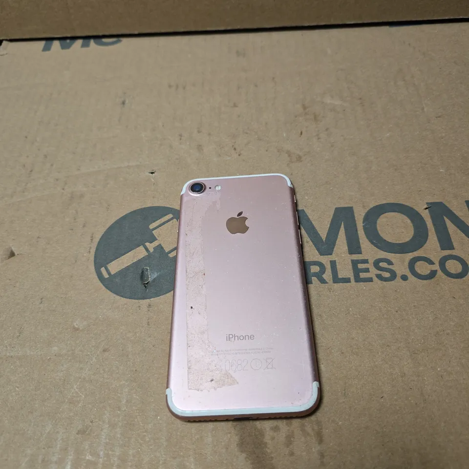 APPLE IPHONE 7 ROSE GOLD