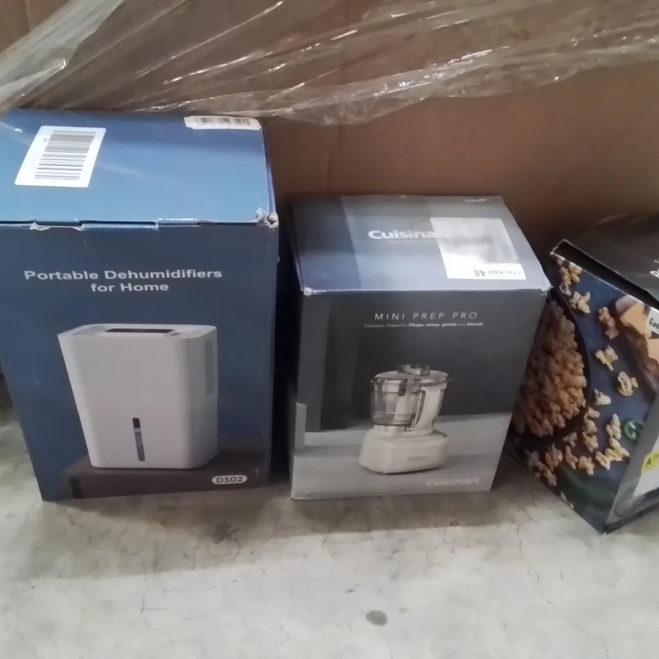 PALLET CONTAINING A LARGE QUANTITY OF ELECTRICAL PRODUCTS TO INCLUDE;DEHUMIDIFIER,POPCORN MAKER,BLENDER