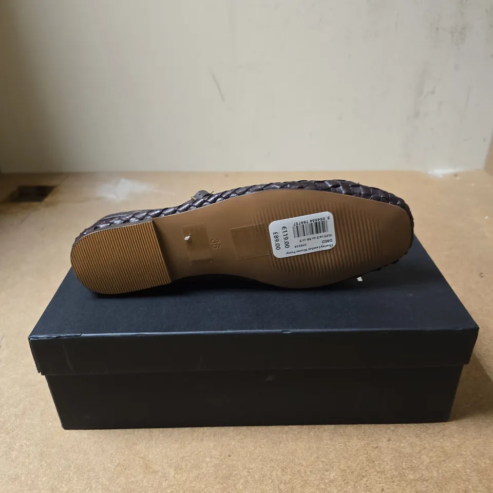 MINT VELVET LEATHER WOVEN MARY-JANE FLATS – UK 5