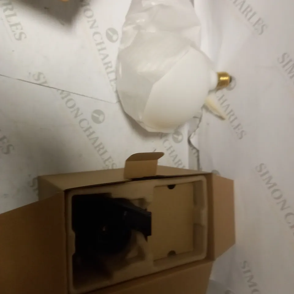 TALA KNUCKLE TABLE LAMP