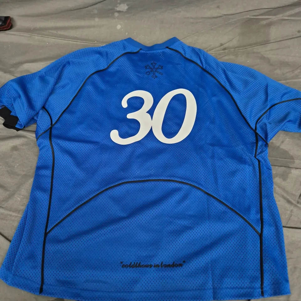COLDHOURS BLUE MESH SPORTS JERSEY WITH LARGE 30, TAG ATTACHED - XL