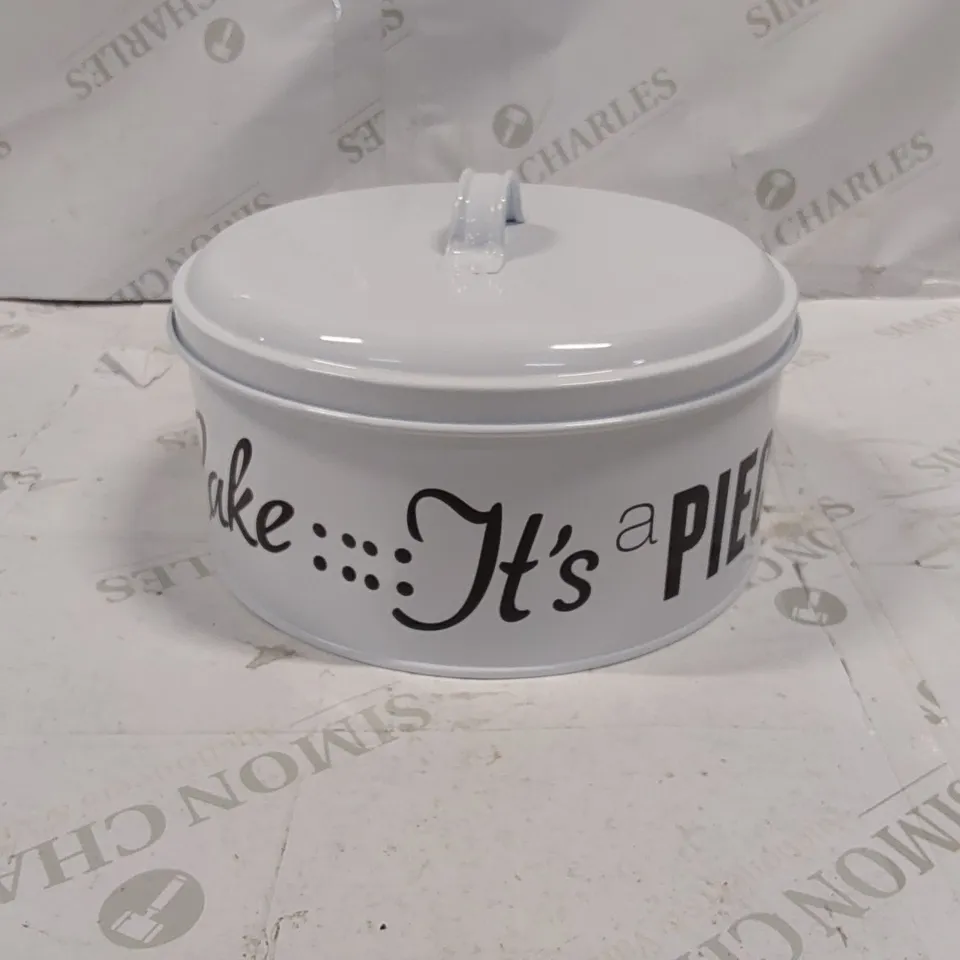 BAGGED ROUND 'IT'S A PIECE OF CAKE' CAKE TIN