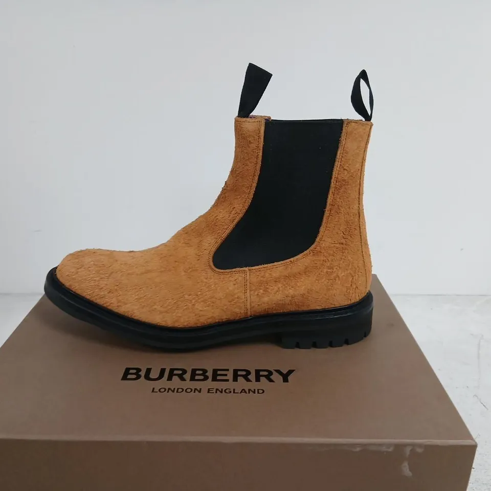 BURBERRY CHELSEA BOOTS - TAN SUEDE WITH BLACK ELASTIC PANELS, LUG SOLE 