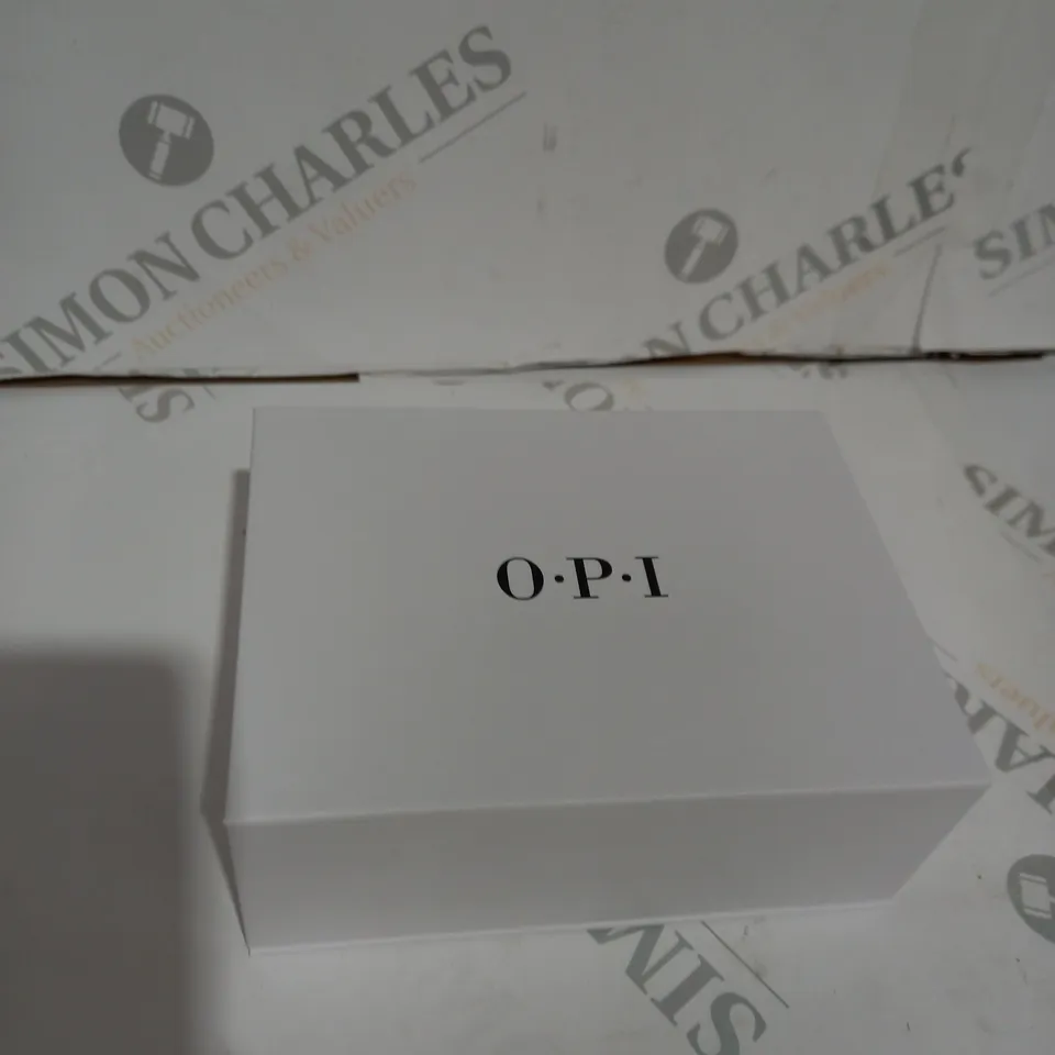 BOXED OPI SET OF ORIGINAL NAIL STRENGTHENER INCLUDING CLEAR AND PINK