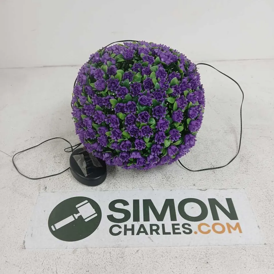 SOLAR TOPIARY HANGING DECORATIVE FAUX FLORAL BALL IN PURPLE/GREEN