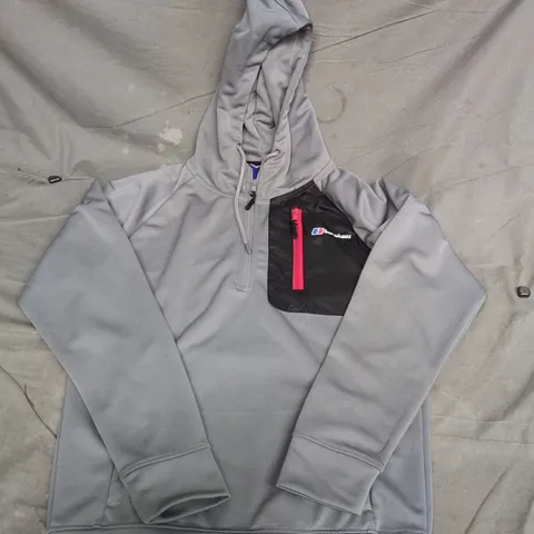 BERGHAUS QUARTER ZIP JACKET IN GREY - SMALL