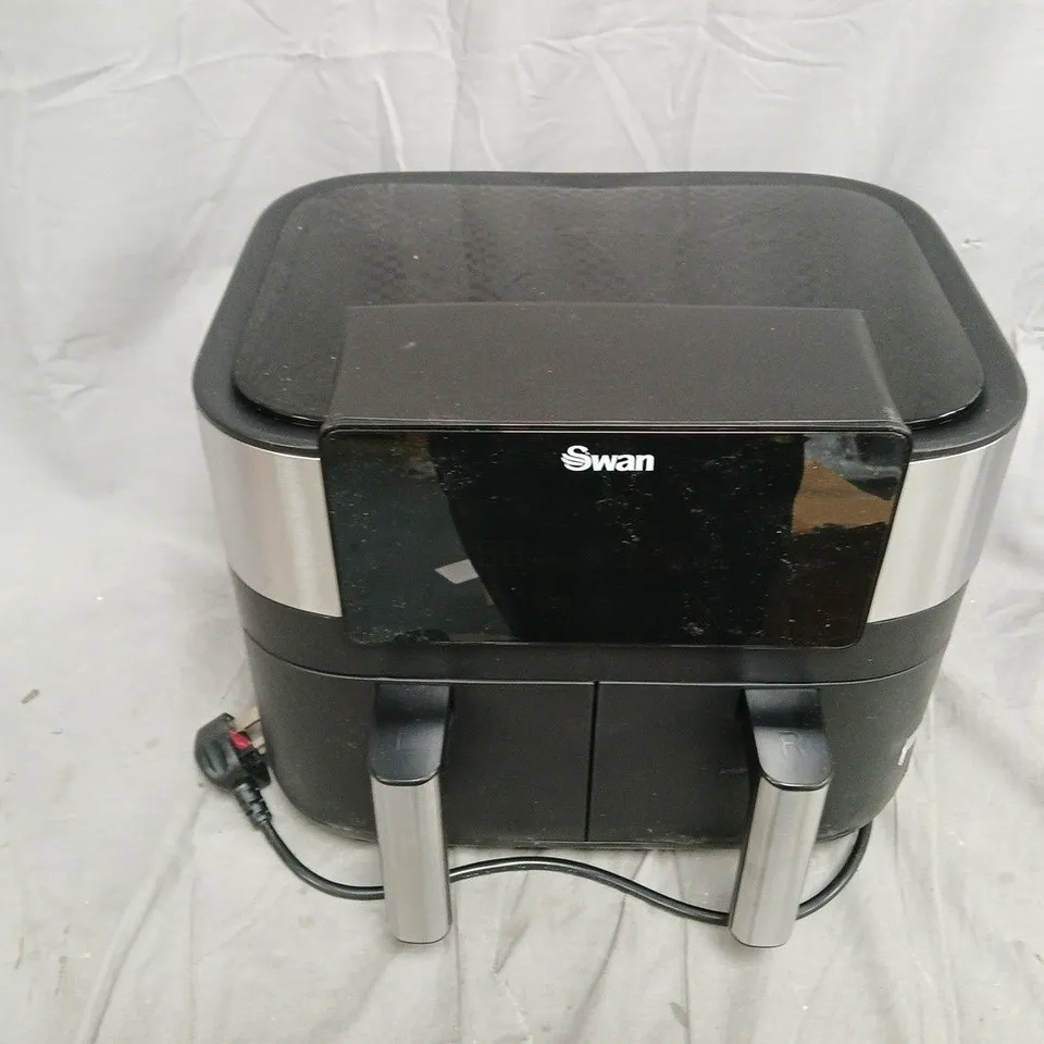 SWAN 7.6L DUAL AIR FRYER IN BLACK