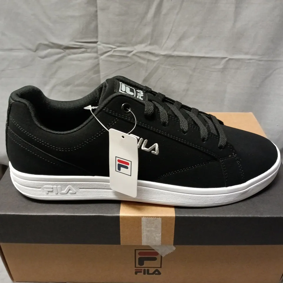BOXED PAIR OF FILA CAMALFI TRAINERS IN BLACK - UK 9