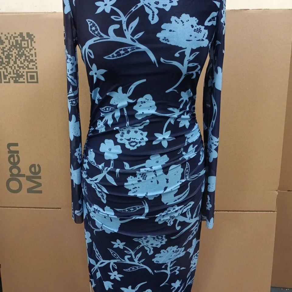 JOLIE MOI NAVY FLORAL RUCHED SHEATH MAXI MESH DRESS - UK SIZE 8