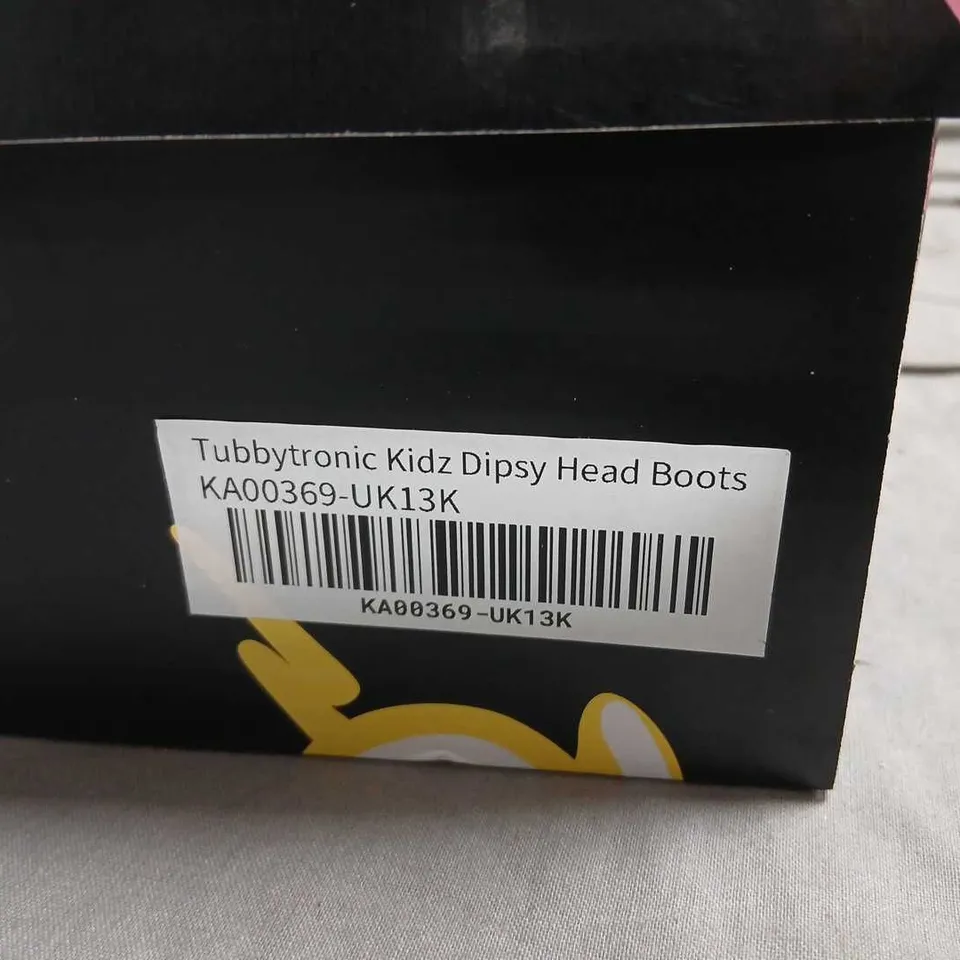 BRAND NEW BOXED KOI X TELETUBBIES TUBBYTRONIC KIDZ DIPSY HEAD BOOTS – UK2(KIDS)