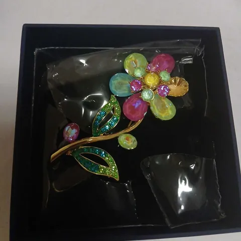 BUTLER & WILSON CRYSTAL FLOWER BROOCH
