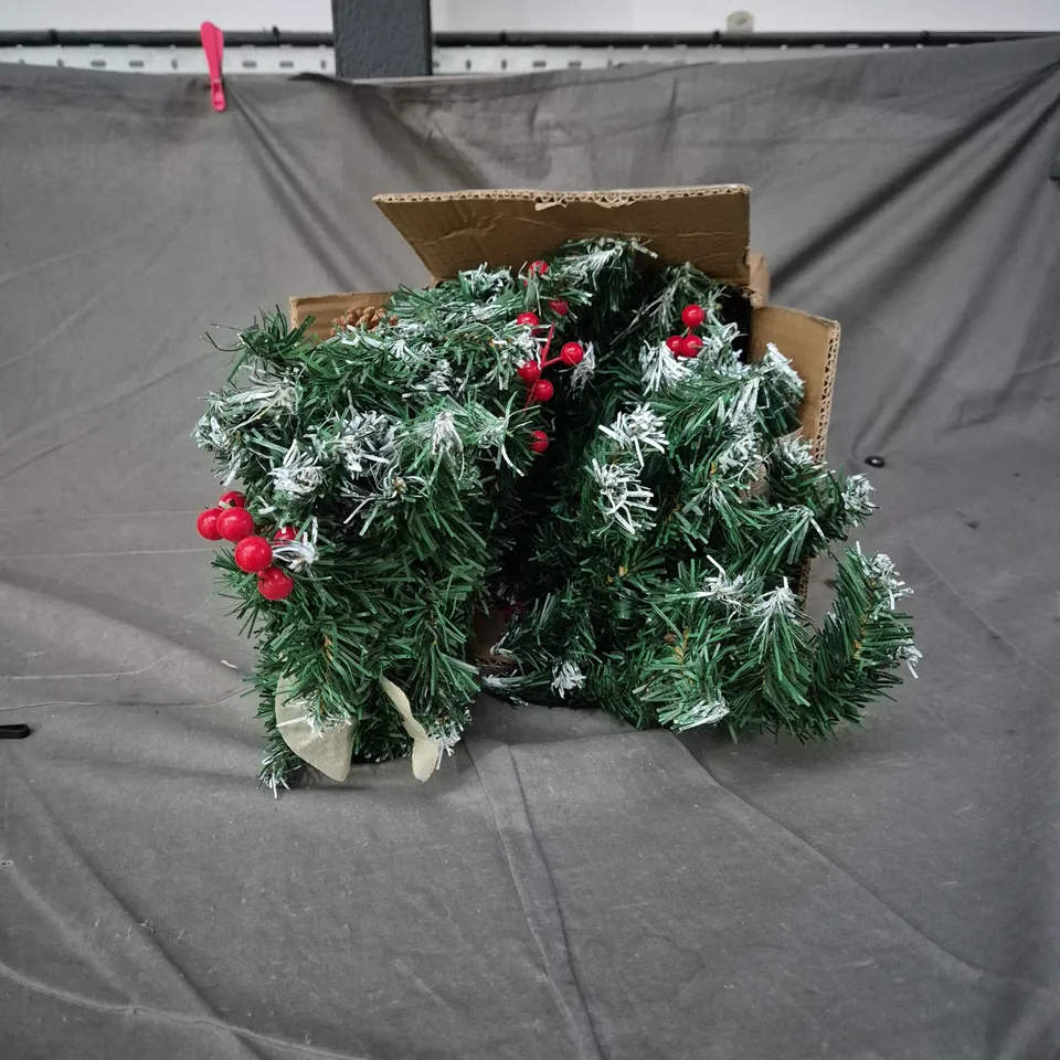 CHRISTMAS RATTAN DECORATION – GREEN, 4-PACK