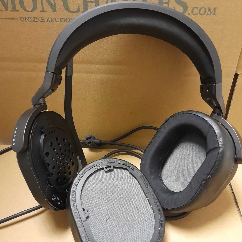 CORSAIR HS65 GAMING HEADSET