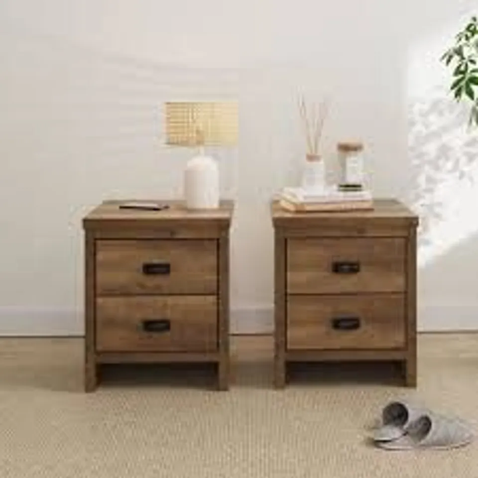 BOXED GFW BOSTON 2 DRAWER KNOTTY OAK BEDSIDE TABLE SET OF 2 (1 BOX)