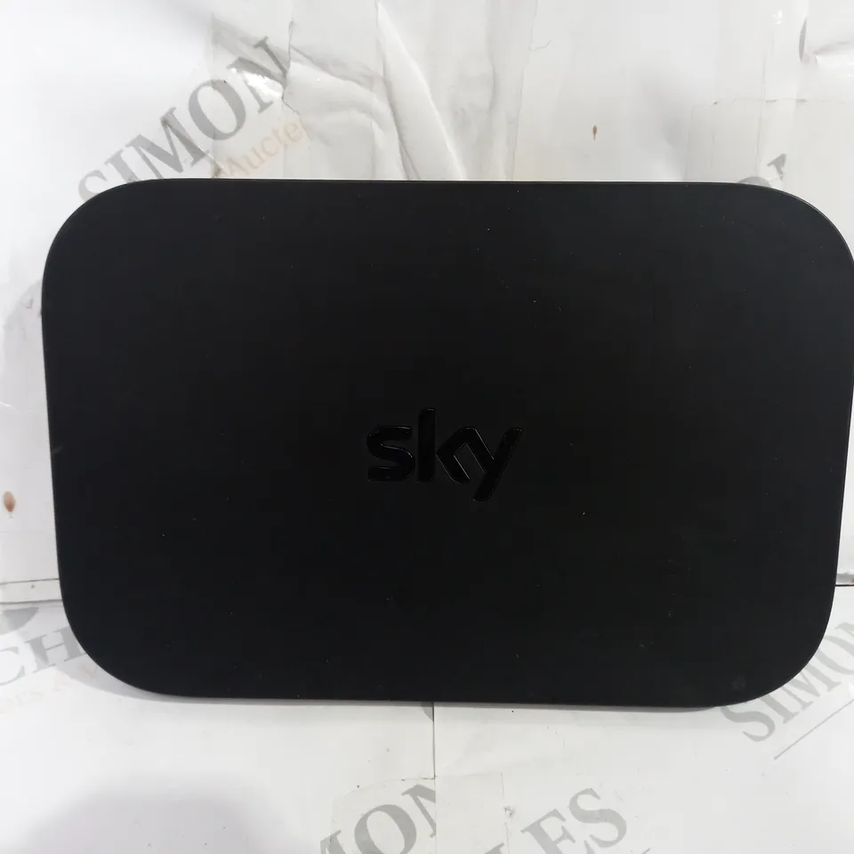 SKY EM150 Q MINI BOX