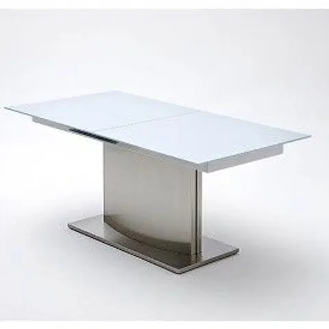 BRAND NEW BOXED NOBLE STARS MEMORY EXTENDABLE DINING TABLE (3 BOXES)