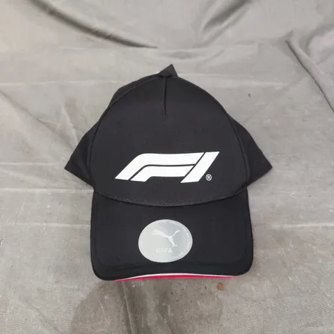 PUMA X F1 CAP – ONE SIZE, BLACK WITH WHITE F1 LOGO
