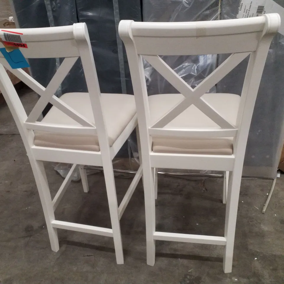 SET OF 2 LEATHER UPHOLSTERED CROSS BACK DINING CHAIRS - WHITE