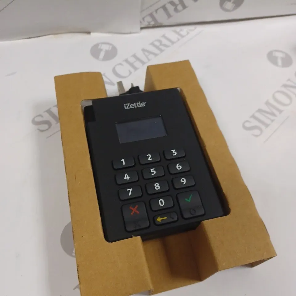 BOXED IZETTLE CARD READER