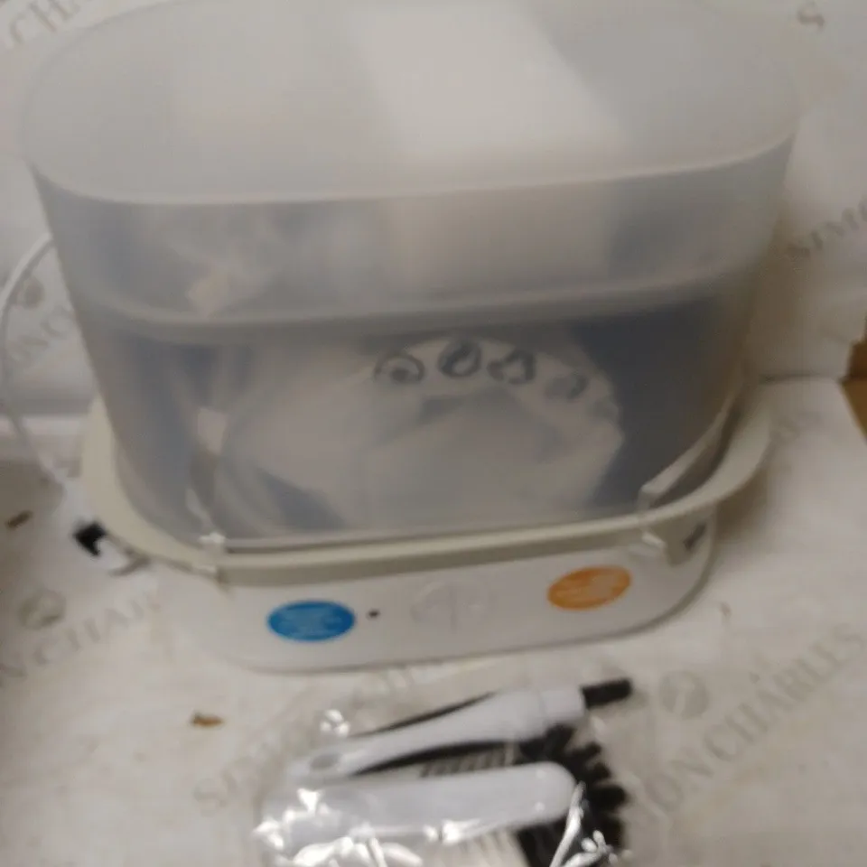 TOMMEE TIPPEE ADVANCED ANTI-COLIC COMPLETE FEEDING SET