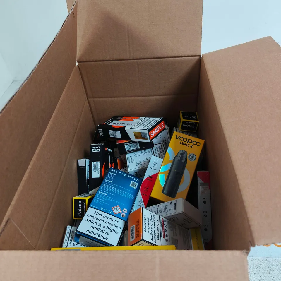 BOX OF APPROXIMATELY 30 ASSORTED E-CIGARETTES AND COMPONENTS TO INCLUDE VOOPOO, PYNE POD, OXVA ETC