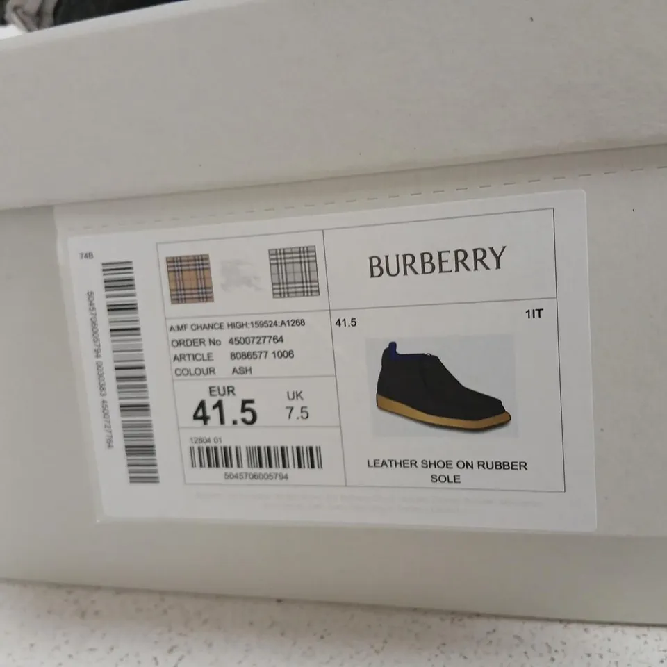 BURBERRY LEATHER SHOES ON RUBBER SOLE – ASH, UK 7.5 (EUR 41.5)